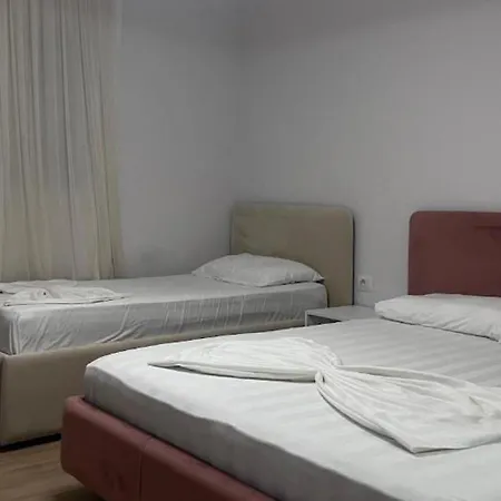 Hotel Bitaj *