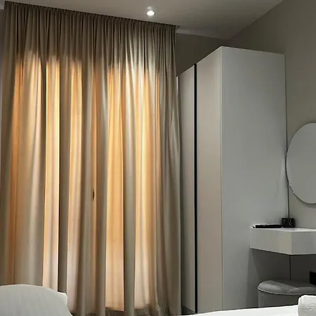Hotel Bitaj *